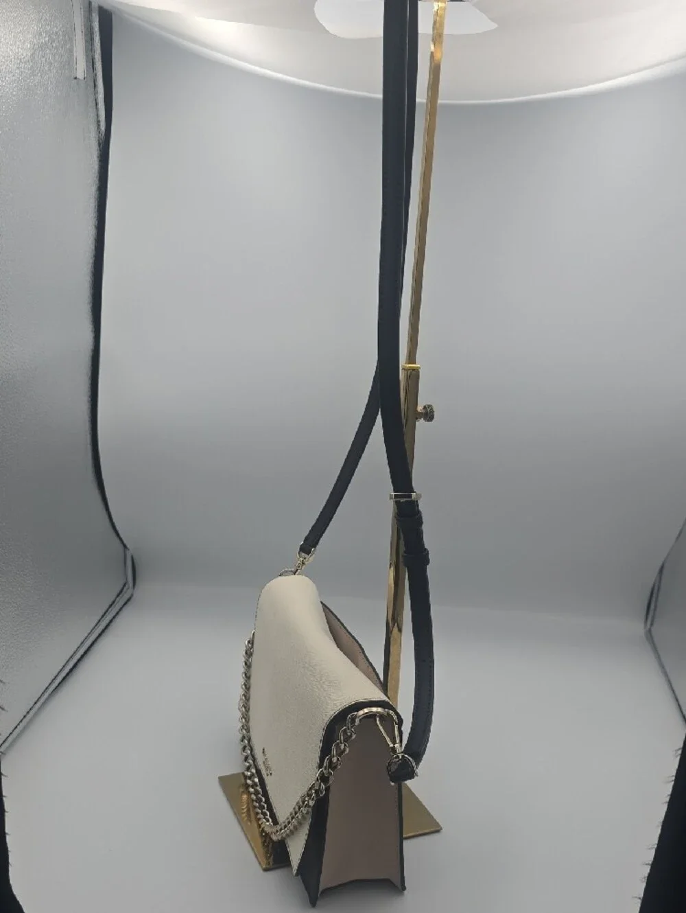Kate Spade Cream/Black 3 Way Colorblock W/ Pink Chain Med/Large Crossbody (EUC)✨